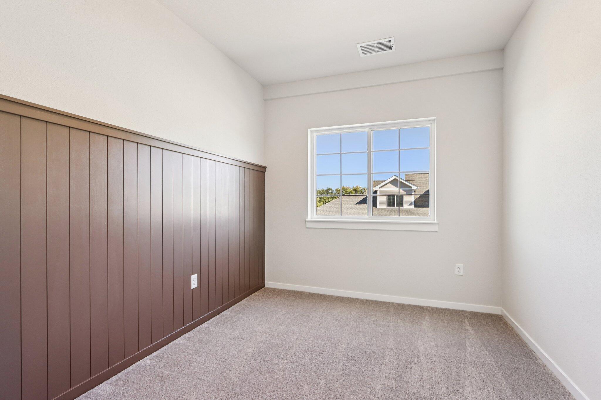 1625 Grey Fox Trail, Unit F Mukwonago, WI 53149 - Photo 17 of 43 21-web-or-mls-Grey Fox Trail-S0910-021