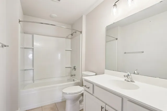 $384,900 | 1625 Grey Fox Trail, Unit F, Mukwonago, WI 53149