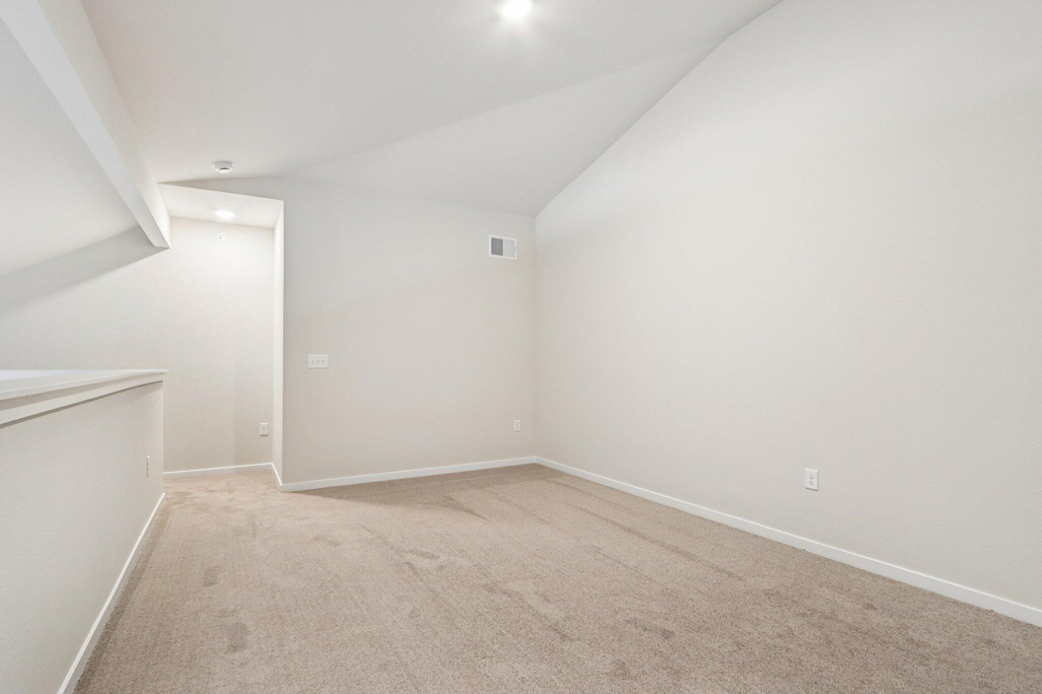 1625 Grey Fox Trail, Unit F Mukwonago, WI 53149 - Photo 33 of 43 38-web-or-mls-Grey Fox Trail-S0910-038