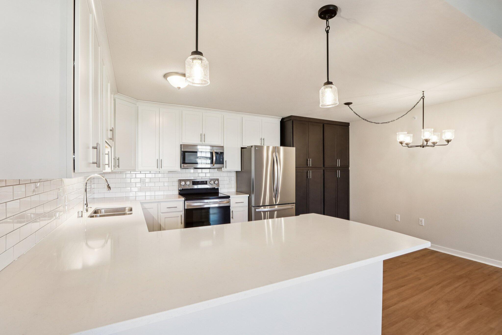 1625 Grey Fox Trail, Unit F Mukwonago, WI 53149 - Photo 4 of 43 15-web-or-mls-Grey Fox Trail-S0910-015