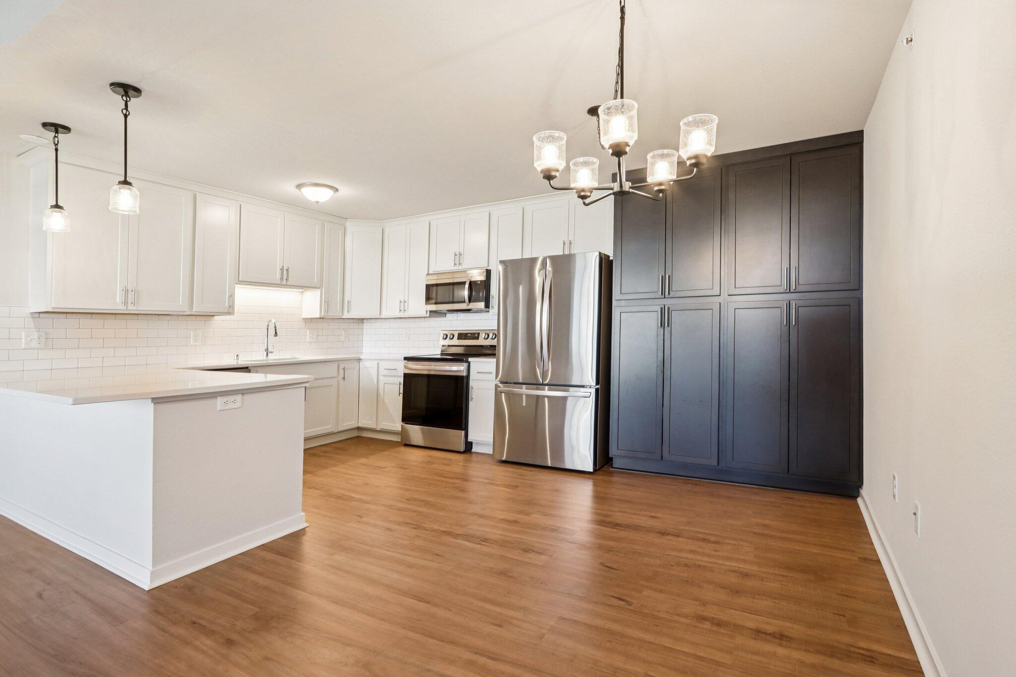 1625 Grey Fox Trail, Unit F Mukwonago, WI 53149 - Photo 5 of 43 14-web-or-mls-Grey Fox Trail-S0910-014