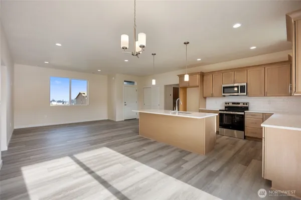 $405,621 | 8383 Desert Greens Loop Southeast, Othello, WA 99344