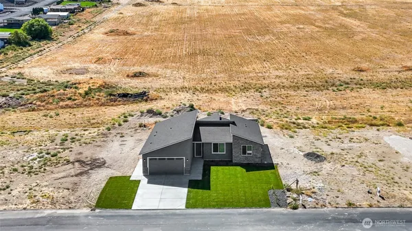 $405,621 | 8383 Desert Greens Loop Southeast, Othello, WA 99344