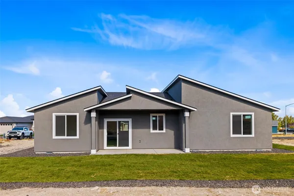 $405,621 | 8383 Desert Greens Loop Southeast, Othello, WA 99344