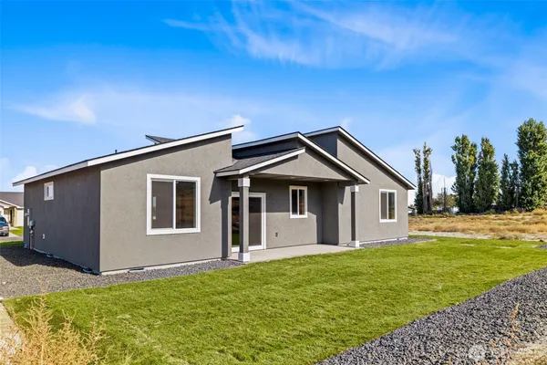 $405,621 | 8383 Desert Greens Loop Southeast, Othello, WA 99344