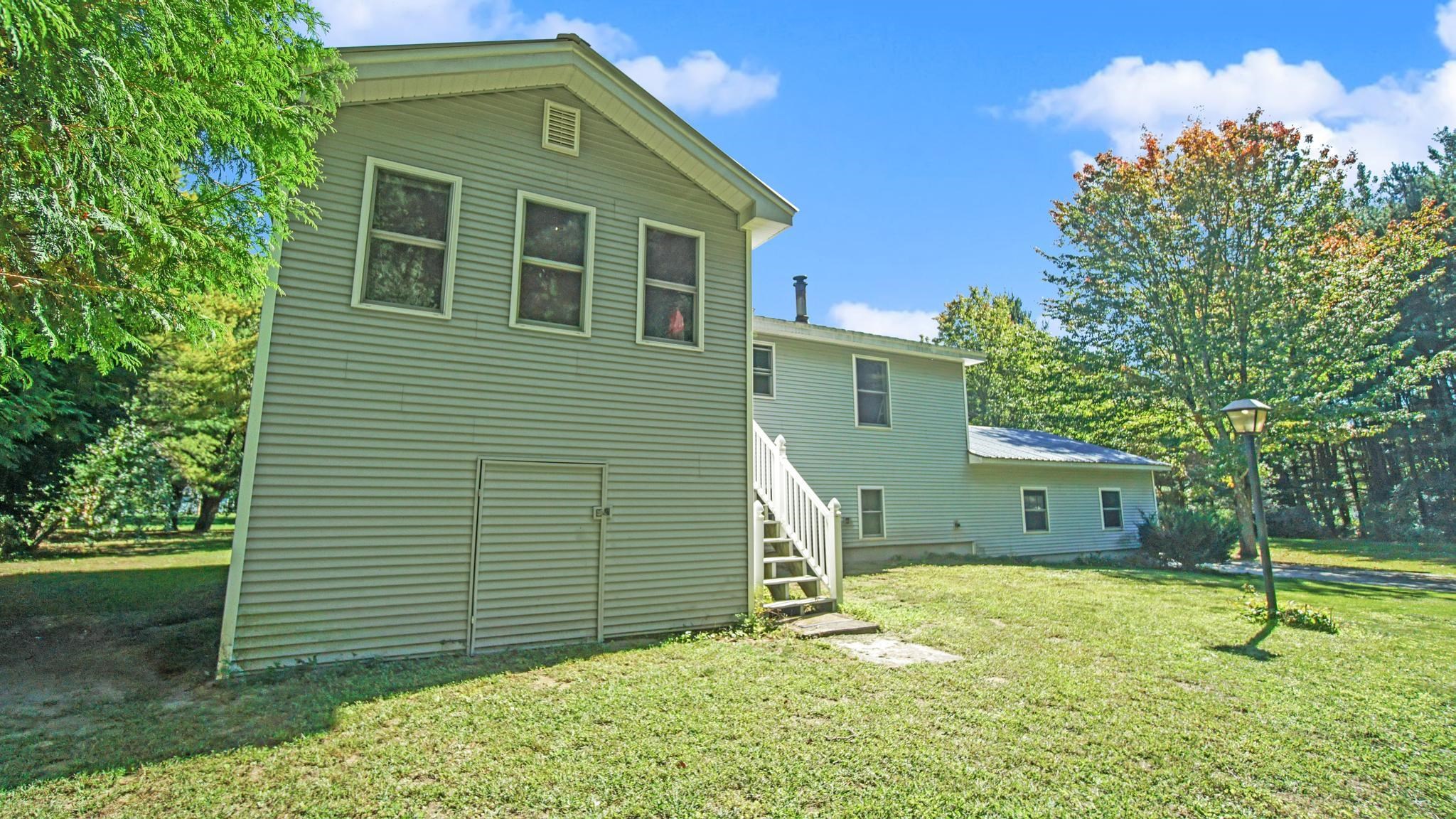 207 McMullen Road Milton, VT 05468 - Photo 23 of 29 Gallery Image 23