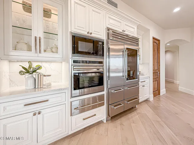 $2,980,000 | 25877 Shady Oak Lane, Valencia, CA 91381