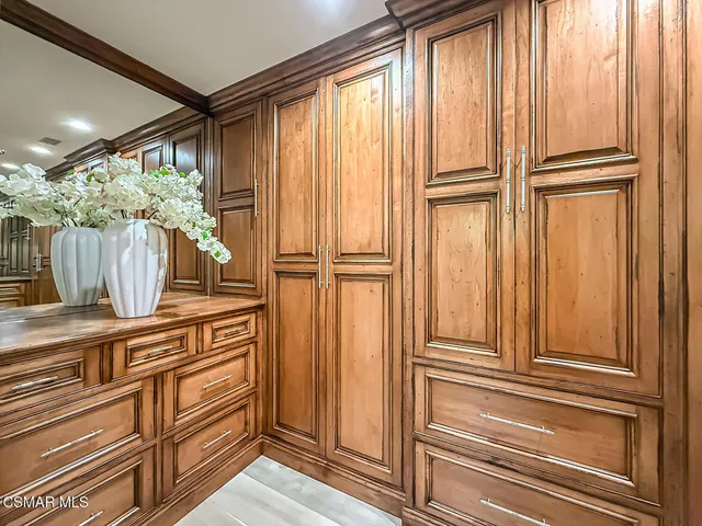 $2,980,000 | 25877 Shady Oak Lane, Valencia, CA 91381