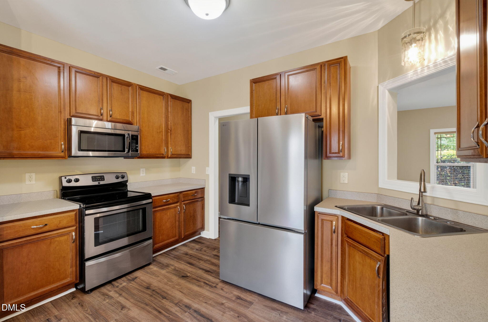 4621 Landover Dale Drive Raleigh, NC 27616 - Photo 13 of 36 19-web-or-mls-4621 Landover Dale Dr - 19