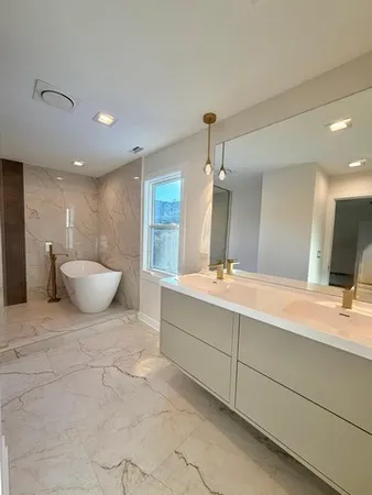 $5,800 | 830 Deerfield Road, Highland Park, IL 60035