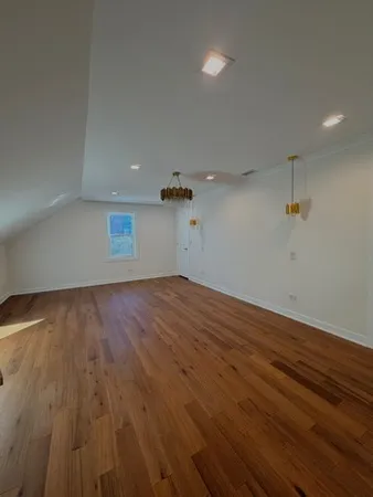 $5,800 | 830 Deerfield Road, Highland Park, IL 60035