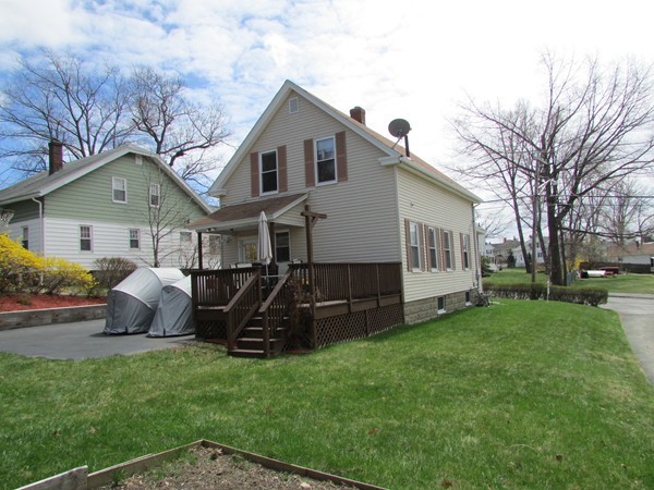 129 Fairhaven Road Worcester, MA 01606 - Photo 3 of 25 Gallery Image 3