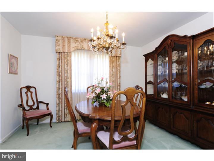2102 Lawrence Road Wilmington, DE 19810 - Photo 10 of 23 Dining Room