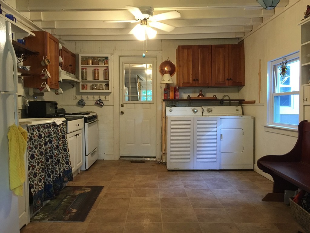 90 Mountain Road Erving, MA 01344 - Photo 3 of 25 Gallery Image 3
