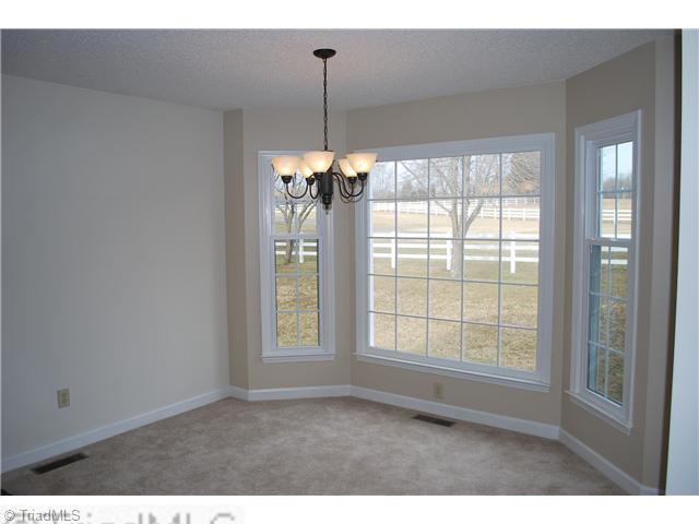 3865 Frye Bridge Road Clemmons, NC 27012 - Photo 4 of 16 Dining Room.