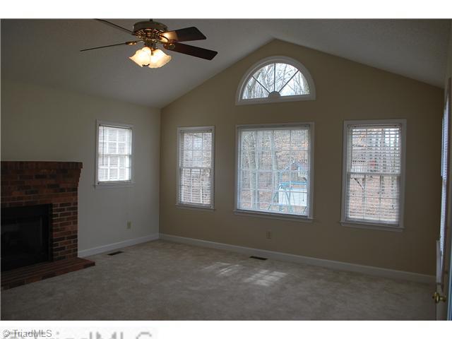3865 Frye Bridge Road Clemmons, NC 27012 - Photo 6 of 16 Den/Family/Great Room.