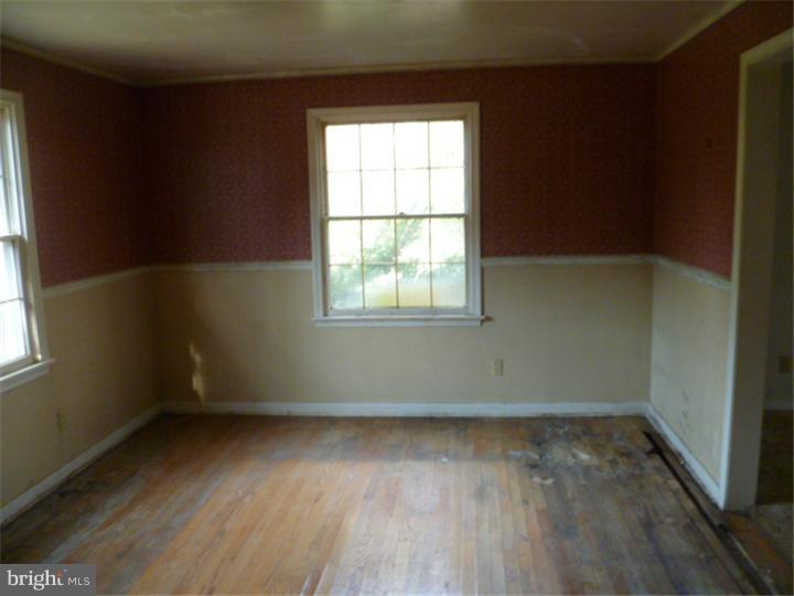 1130 Graber Road Green Lane, PA 18054 - Photo 3 of 10 Gallery Image 3