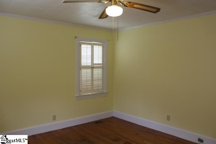 102 Phillips Street Clinton, SC 29325 - Photo 13 of 36 Gallery Image 13