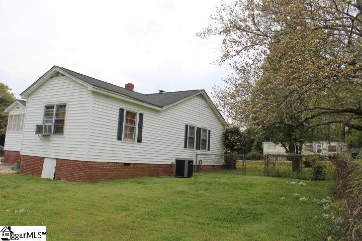 102 Phillips Street Clinton, SC 29325 - Photo 35 of 36 Gallery Image 35