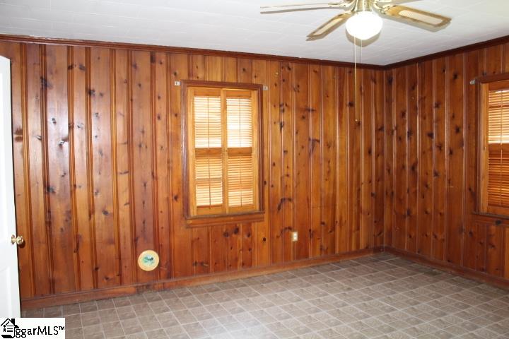 102 Phillips Street Clinton, SC 29325 - Photo 5 of 36 Gallery Image 5