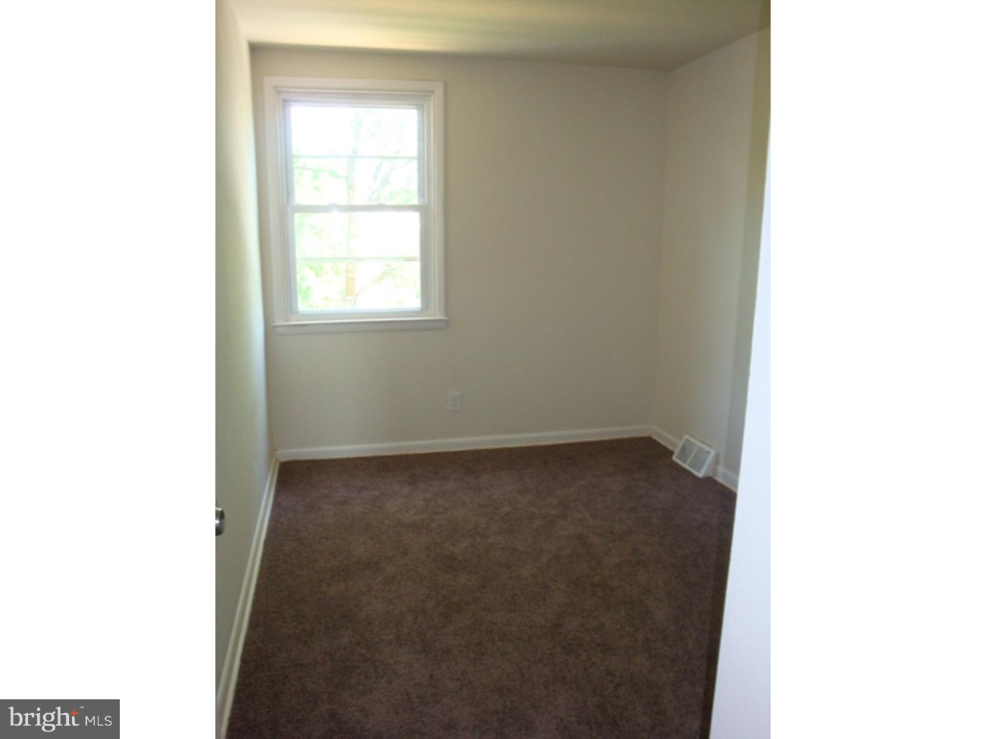 3701 Bellaire Road Philadelphia, PA 19154 - Photo 12 of 19 Bedroom 3