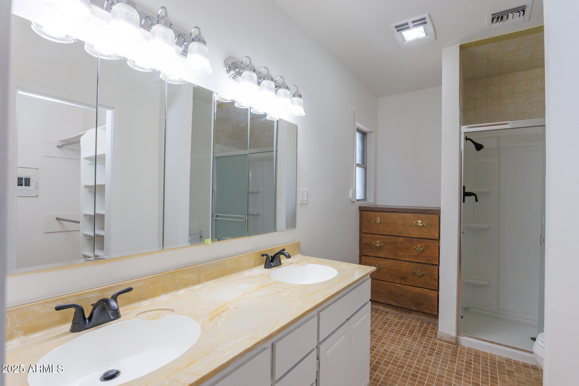 15094 West Earley Road Casa Grande, AZ 85122 - Photo 29 of 68 Primary Bath