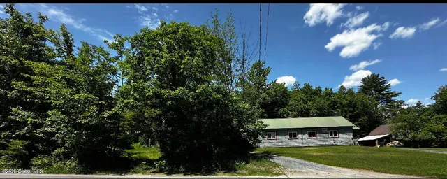 $147,500 | 97 Library Avenue, Warrensburg, NY 12885