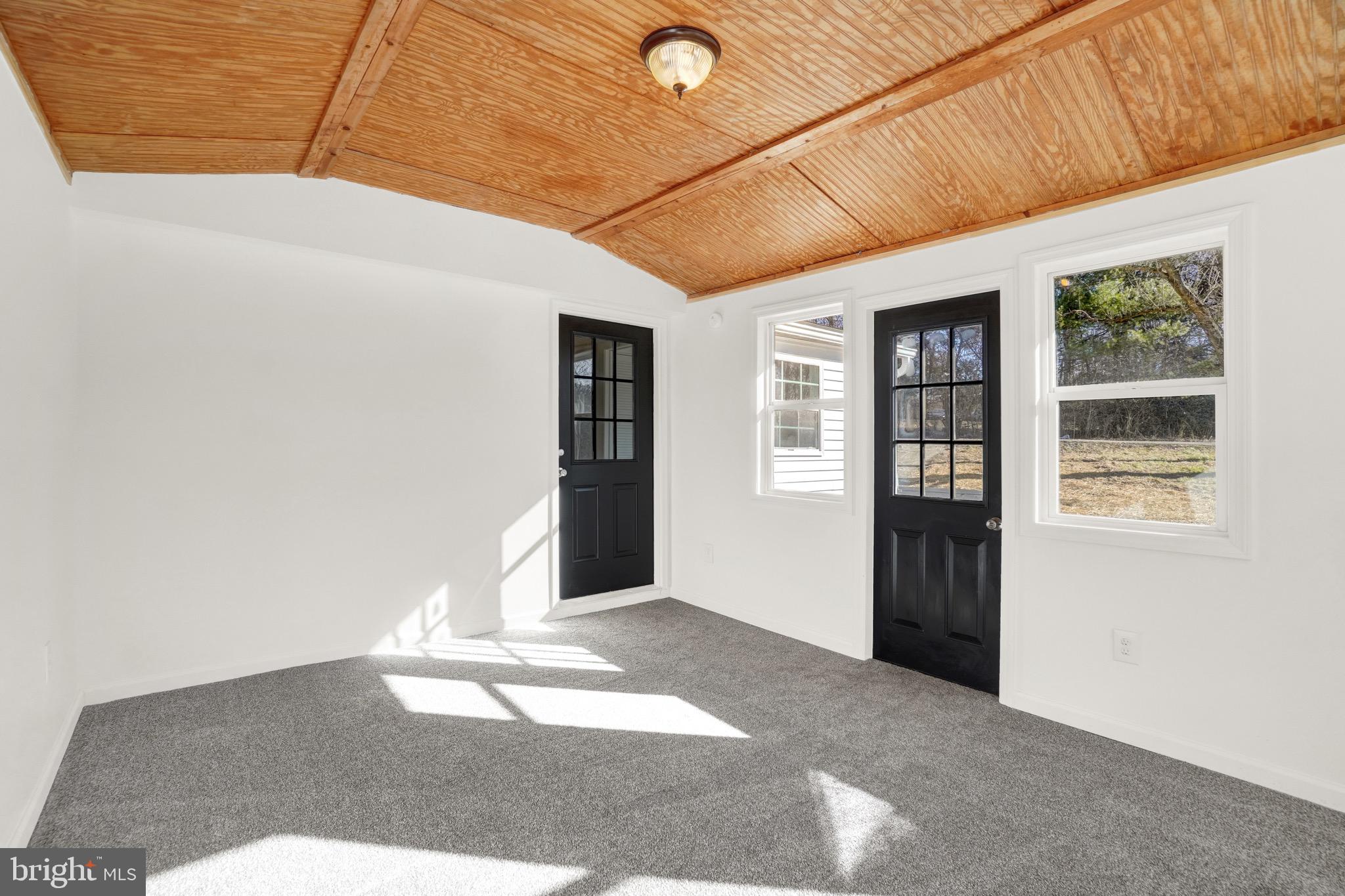 76 Laurel Drive Airville, PA 17302 - Photo 2 of 14