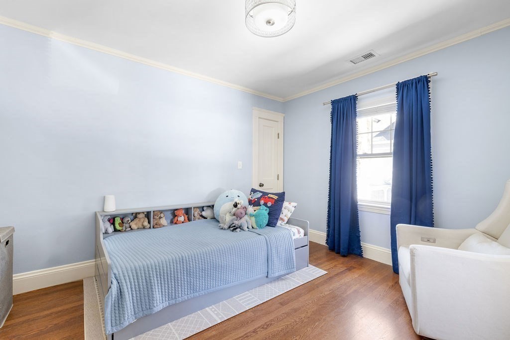 70 Clyde Street, Unit 2 Newton, MA 02460 - Photo 15 of 28