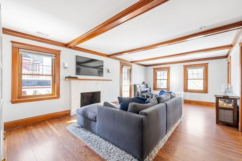 70 Clyde Street, Unit 2 Newton, MA 02460 - Photo 6 of 28