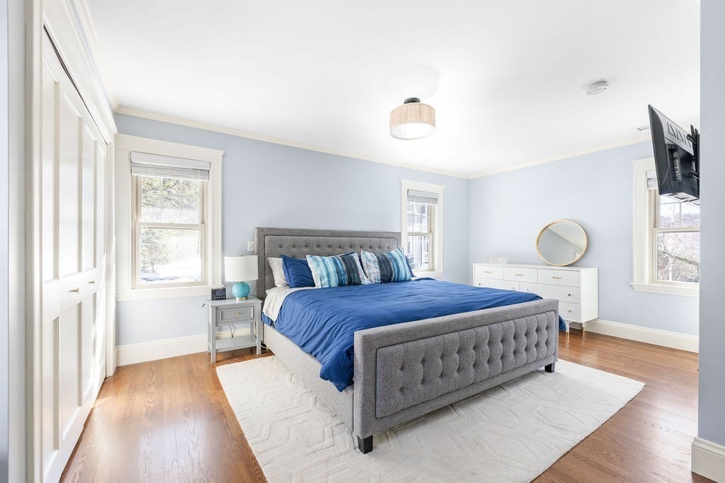 70 Clyde Street, Unit 2 Newton, MA 02460 - Photo 10 of 28