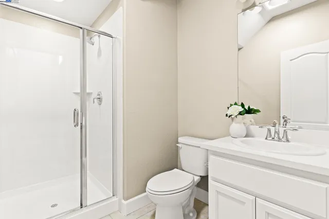 $1,199,000 | 1525 Middle Lane, Hayward, CA 94545