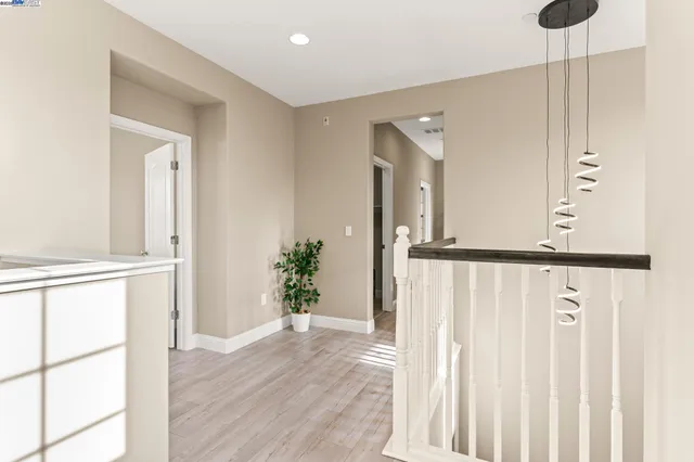 $1,199,000 | 1525 Middle Lane, Hayward, CA 94545