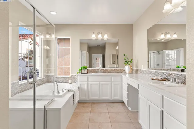 $1,199,000 | 1525 Middle Lane, Hayward, CA 94545