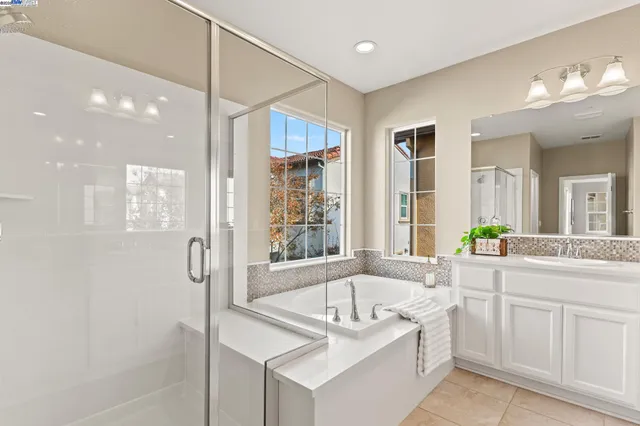 $1,199,000 | 1525 Middle Lane, Hayward, CA 94545