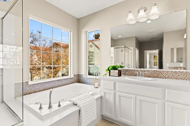 $1,199,000 | 1525 Middle Lane, Hayward, CA 94545