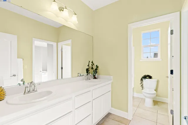 $1,199,000 | 1525 Middle Lane, Hayward, CA 94545