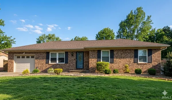 $239,000 | 5855 Westchester Drive, Newburgh, IN 47630