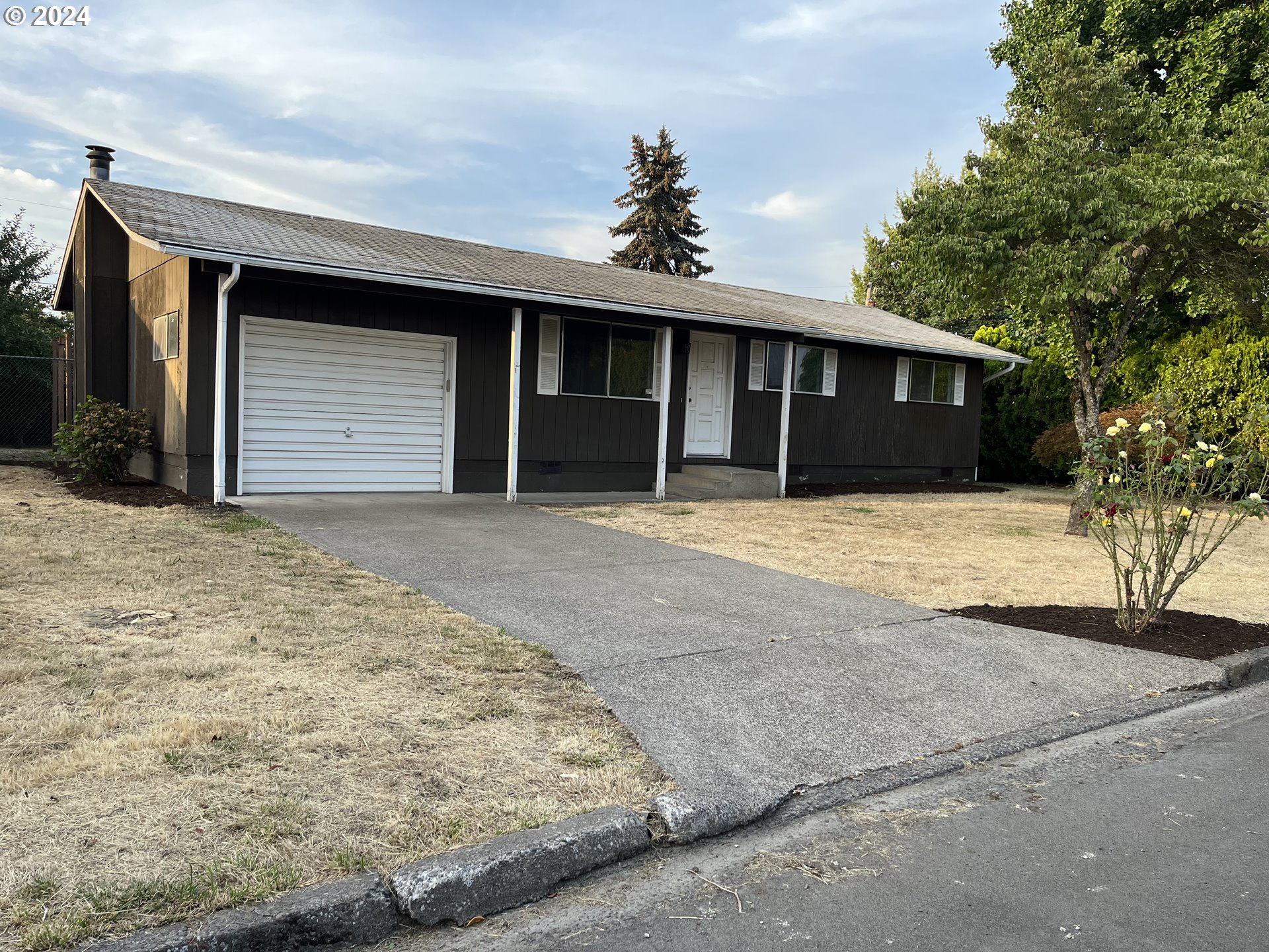 955 Rio Vista Avenue Eugene, OR 97404 - Photo 1 of 17 Gallery Image 1