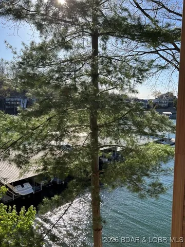 $369,000 | 31 Falls Dr Lake, Unit 1A, Lake Ozark, MO 65049