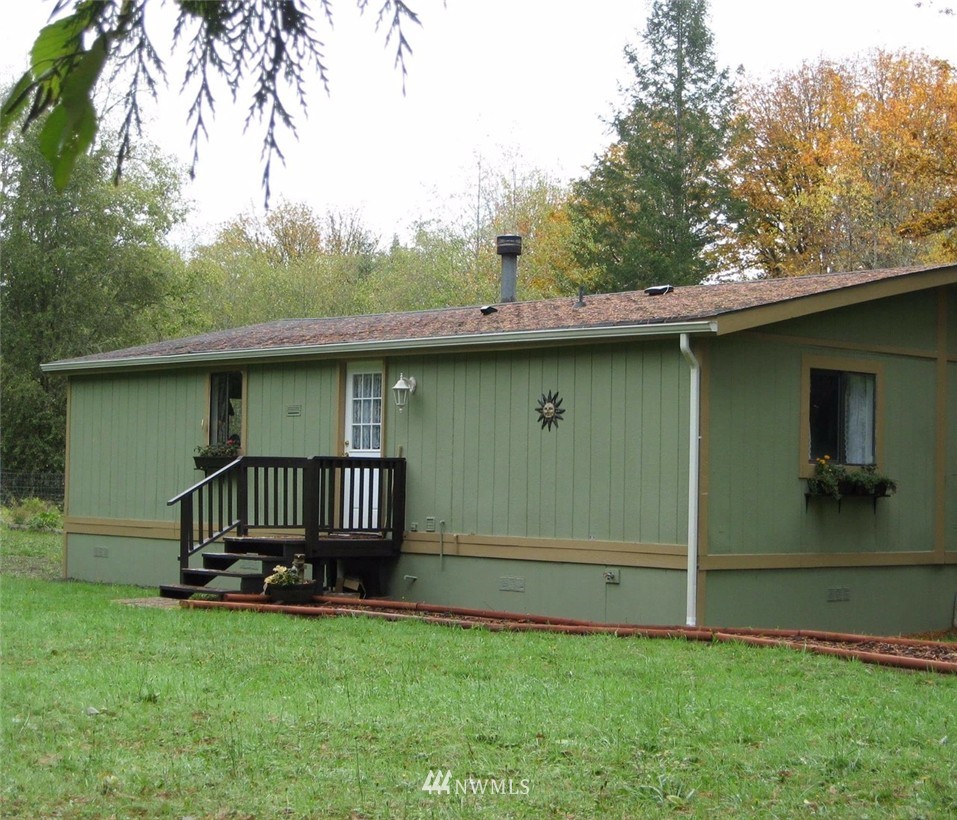 181 Delmary Road Chehalis, WA 98532 - Photo 1 of 1 a view of backyard with cabin