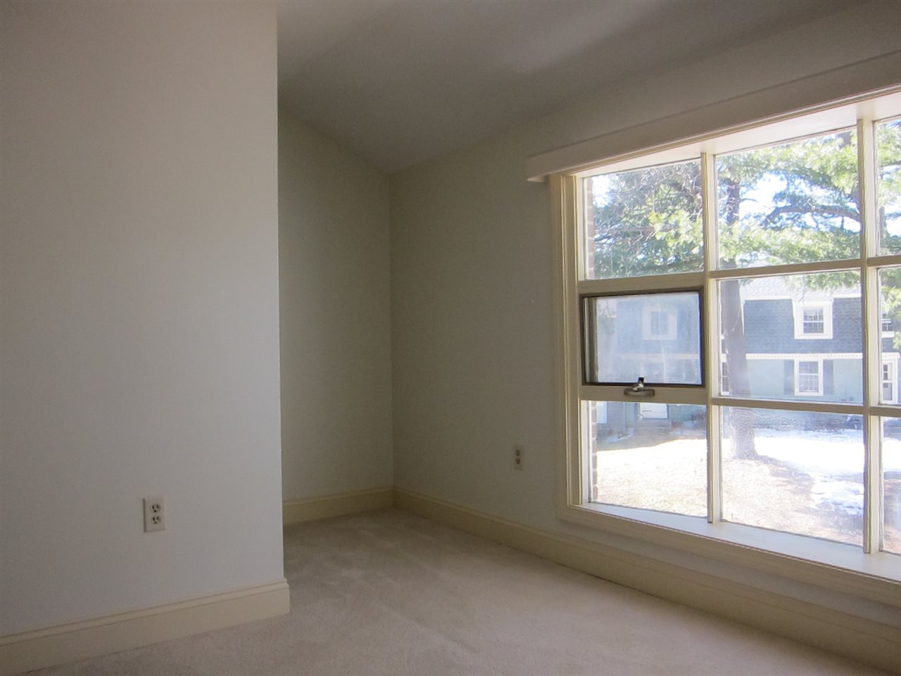 67 Cannongate III Road Nashua, NH 03063 - Photo 13 of 24 Gallery Image 13