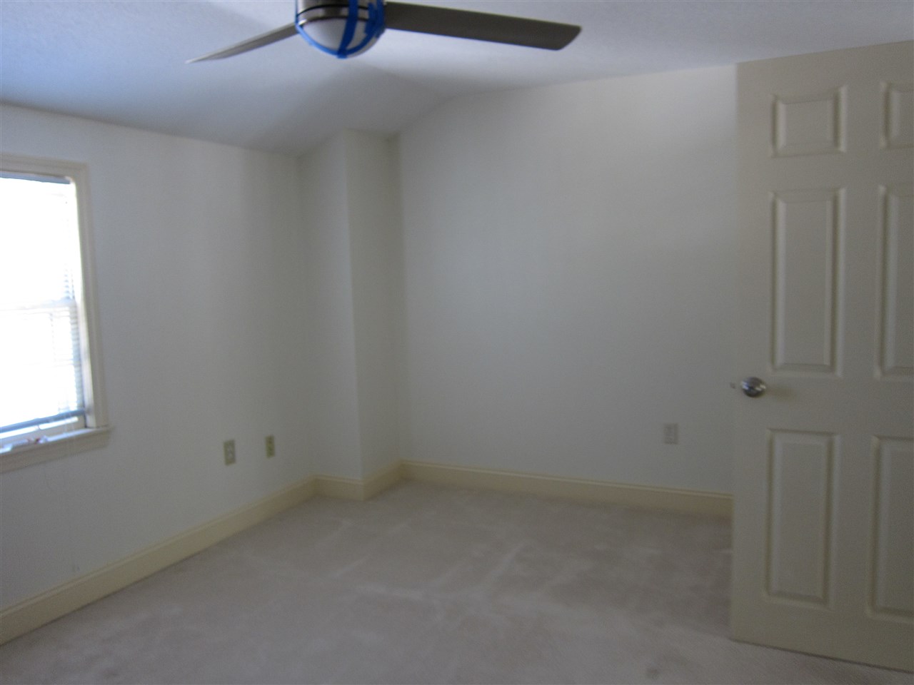 67 Cannongate III Road Nashua, NH 03063 - Photo 17 of 24 Gallery Image 17