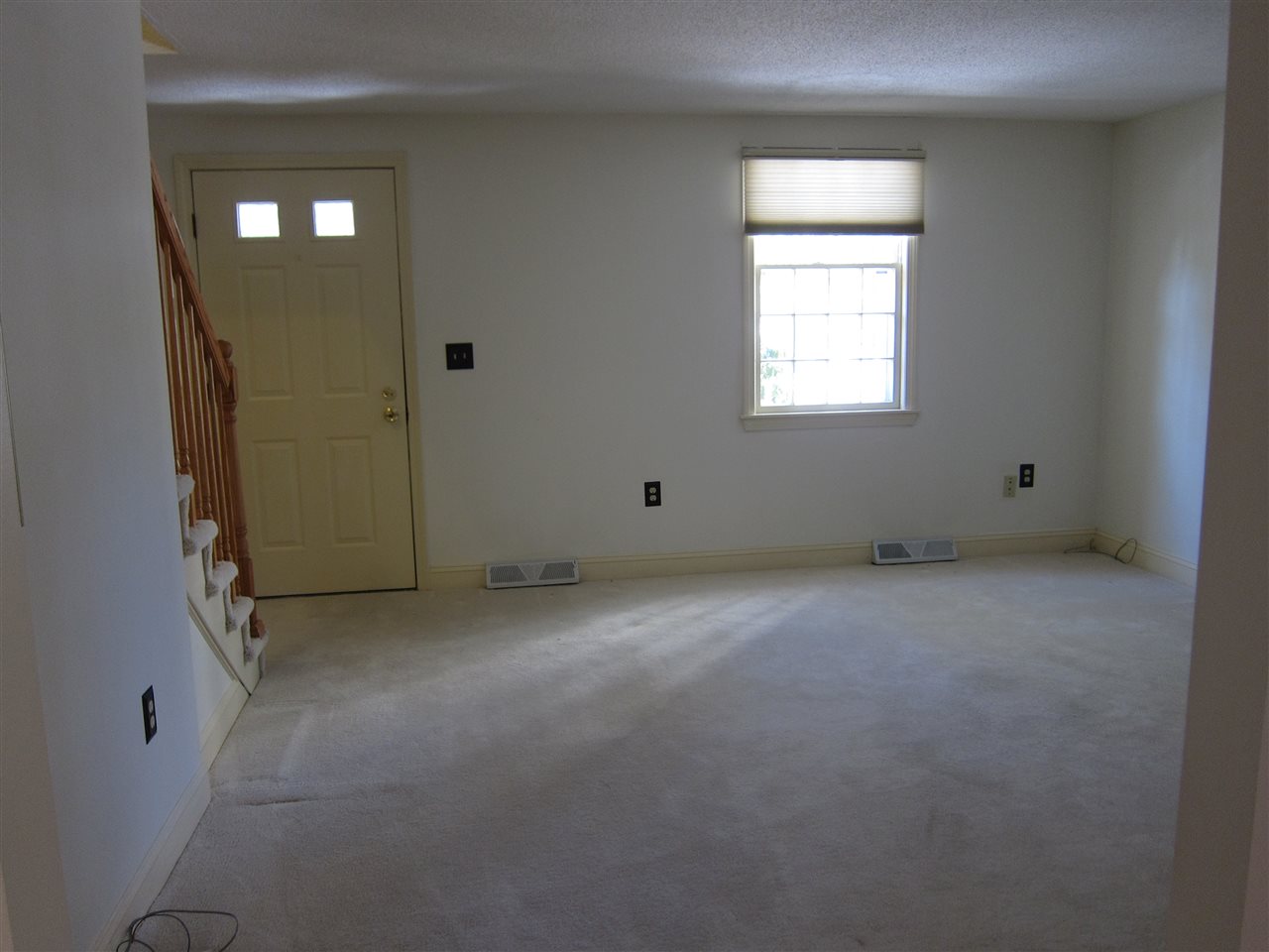67 Cannongate III Road Nashua, NH 03063 - Photo 8 of 24 Gallery Image 8