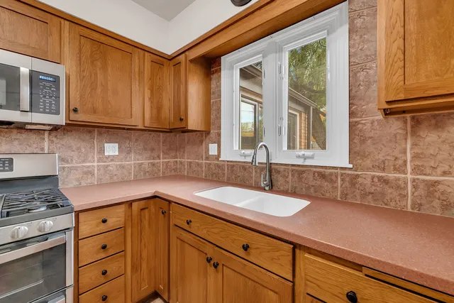 $250,000 | 405 West Bluff Street, Streator, IL 61364