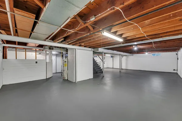 a view of a garage