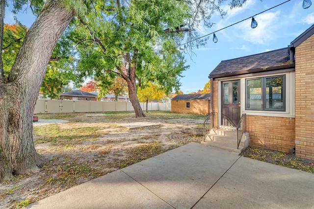 $250,000 | 405 West Bluff Street, Streator, IL 61364