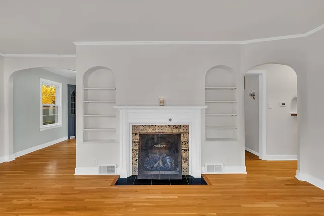 $250,000 | 405 West Bluff Street, Streator, IL 61364