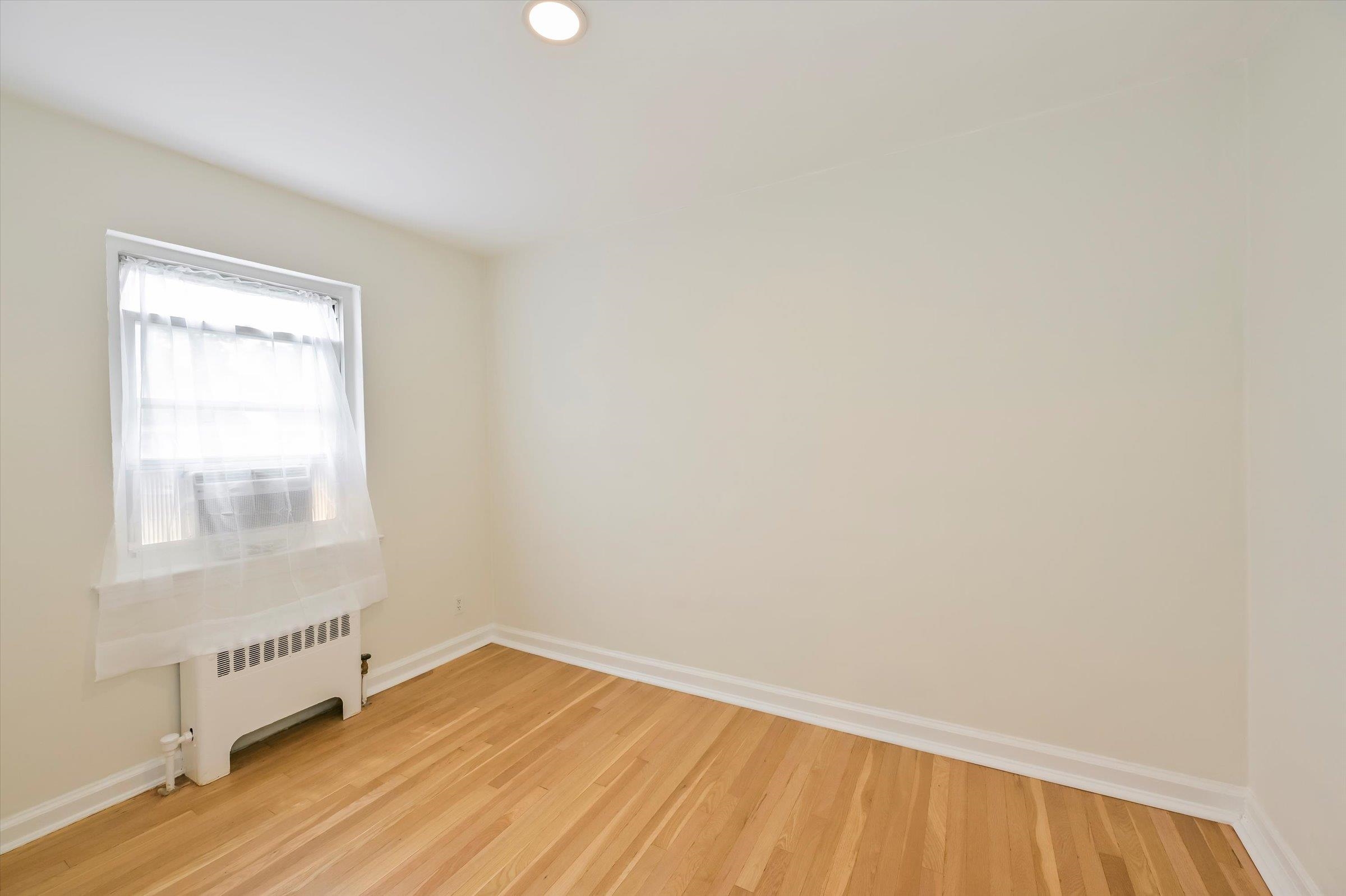 461 Heath Place, Unit 23 Hackensack, NJ 07601 - Photo 14 of 28