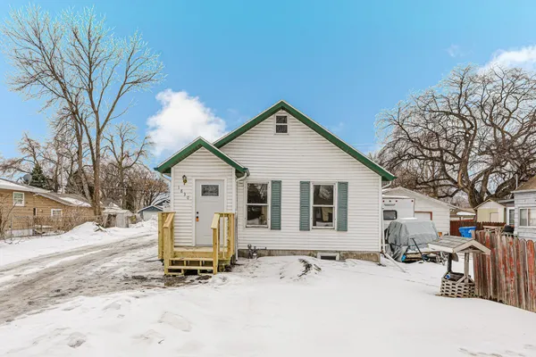 $261,500 | 1830 4th Street North, Fargo, ND 58102